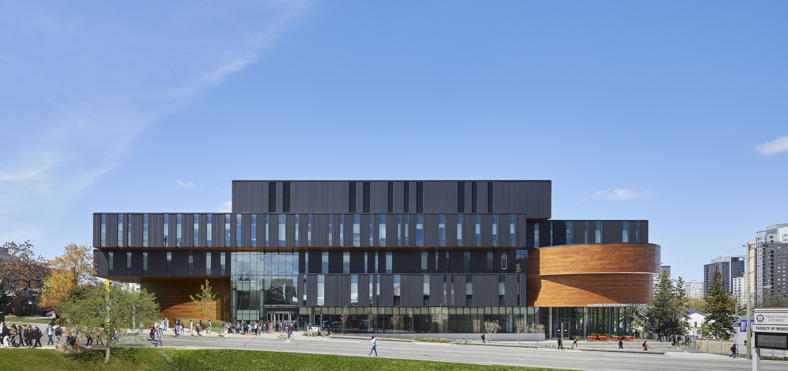 拉扎里迪斯厅-31