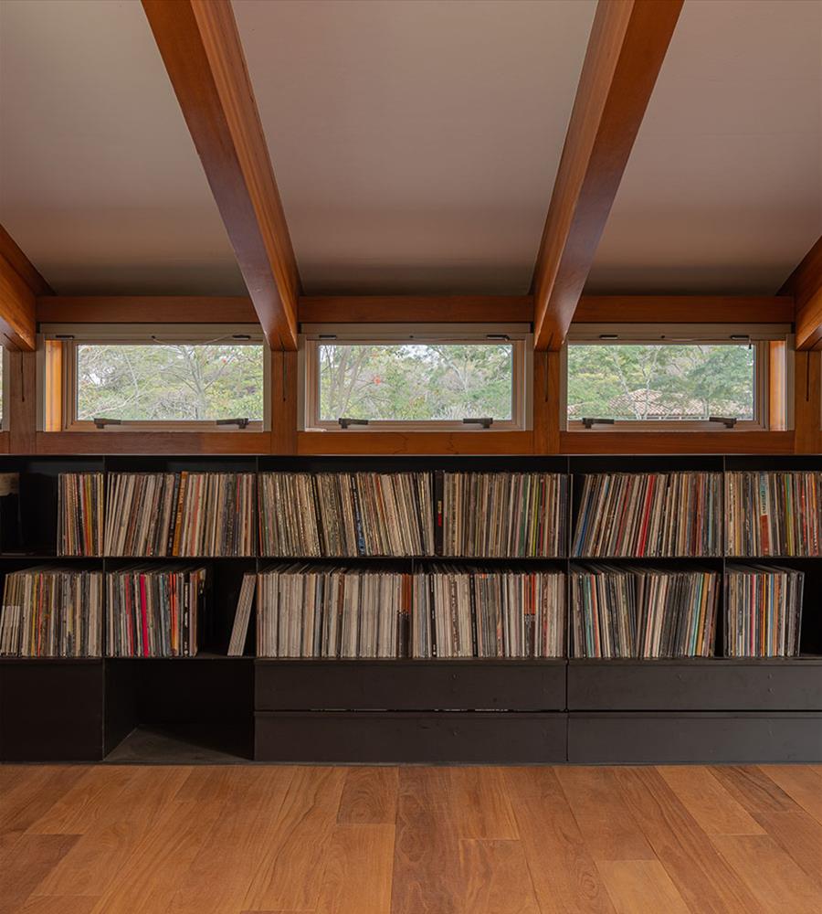 巴西建筑师 Gui Mattos 的木结构环保住宅设计-35