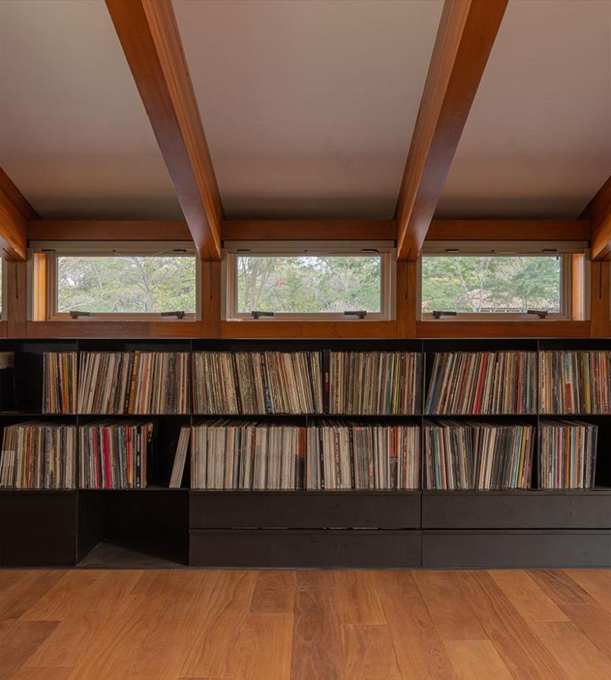 巴西建筑师 Gui Mattos 的木结构环保住宅设计-35