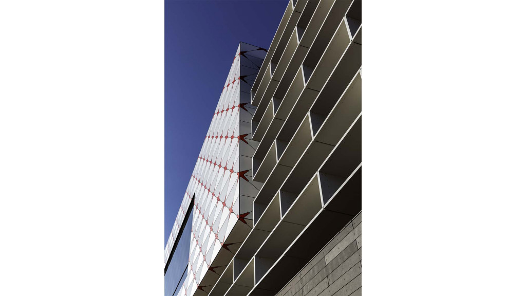 圣塔莫尼卡学院核心性能中心-7