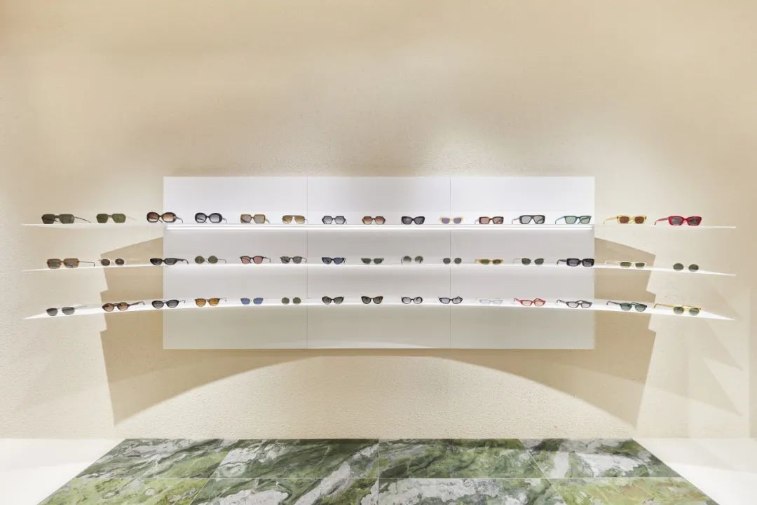 首尔 Oror 独特眼镜精品店设计丨韩国首尔丨NBDC-8