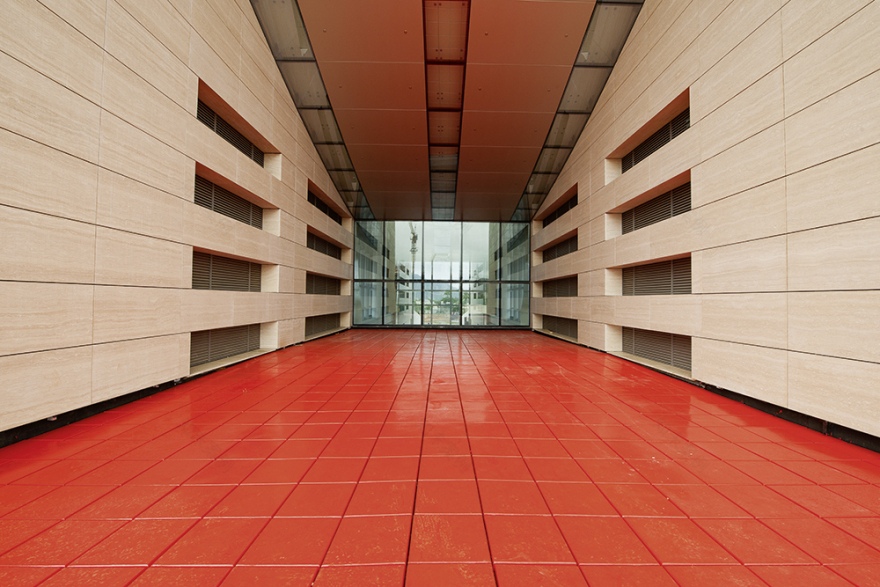 Mauritius Commercial Bank 大楼 - 绿色环保的现代办公建筑-15