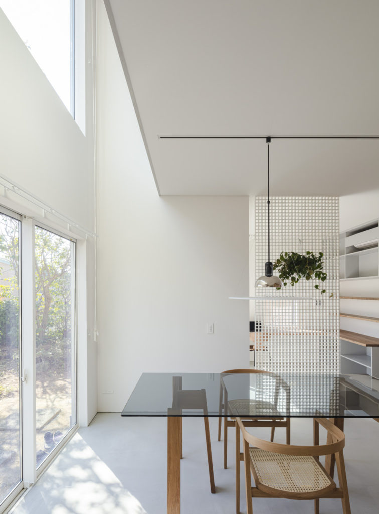 丨日本神奈川丨株式会社R.E.A.D.-18