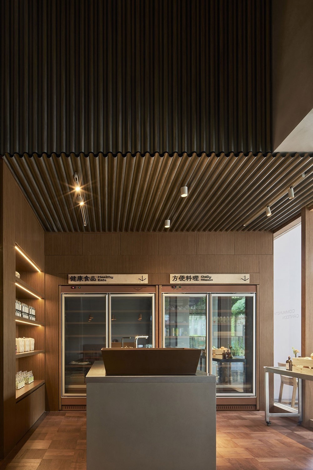 深圳七月柿餐厅品牌形象与空间设计丨中国深圳丨张可儿,苏岑,窦建超,孟伟,史华熙-12