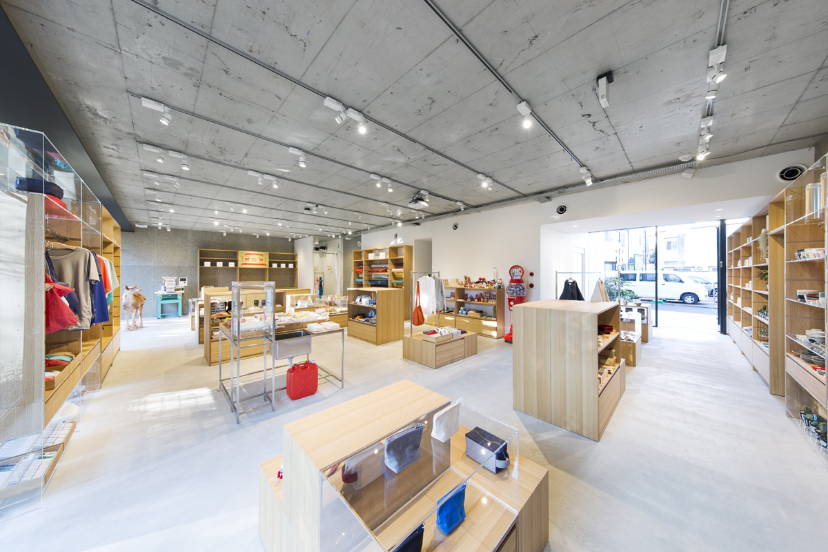 东京绿意盎然的中古商店-34