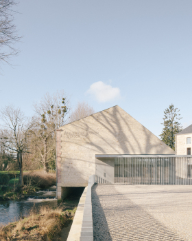 Rotation Workshops 多功能厅和协会大楼丨法国丨ACAU Architects