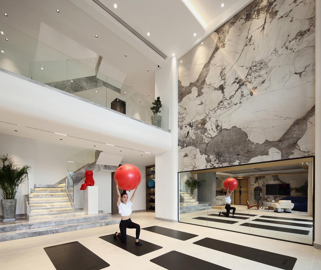 现代极简普拉提馆-6