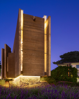 Point Loma Nazarene University Prescott Chapel / Carrier Johnson + Culture