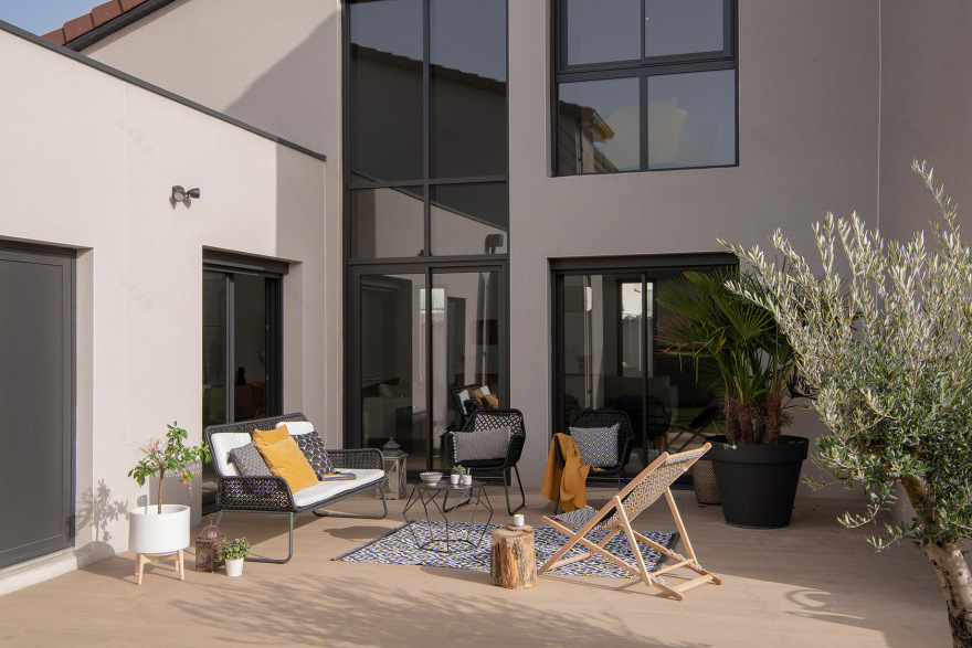 村庄房屋改造成现代别墅项目丨法国丨Soleil Noir(室内建筑师),Skéa Designer-53