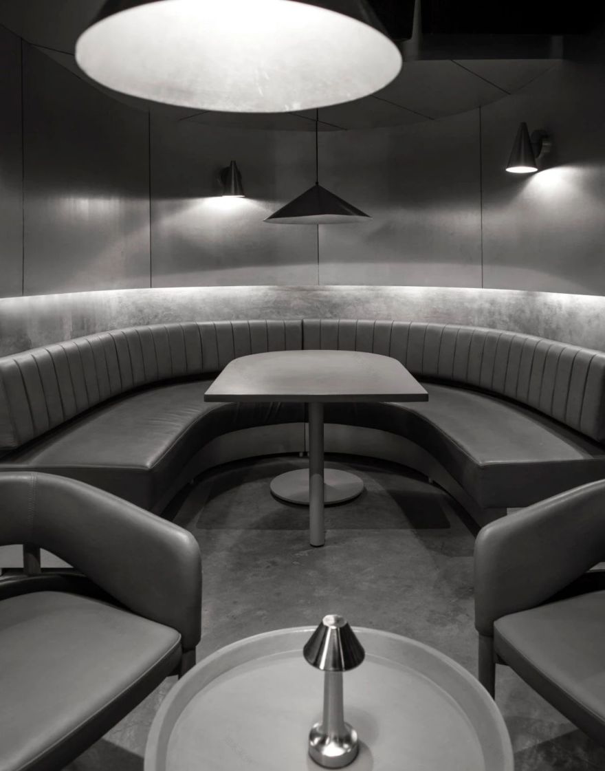 暗黑式混凝土结构鸡尾酒吧设计丨印度新德里丨RENESA ARCHITECTURE DESIGN-36