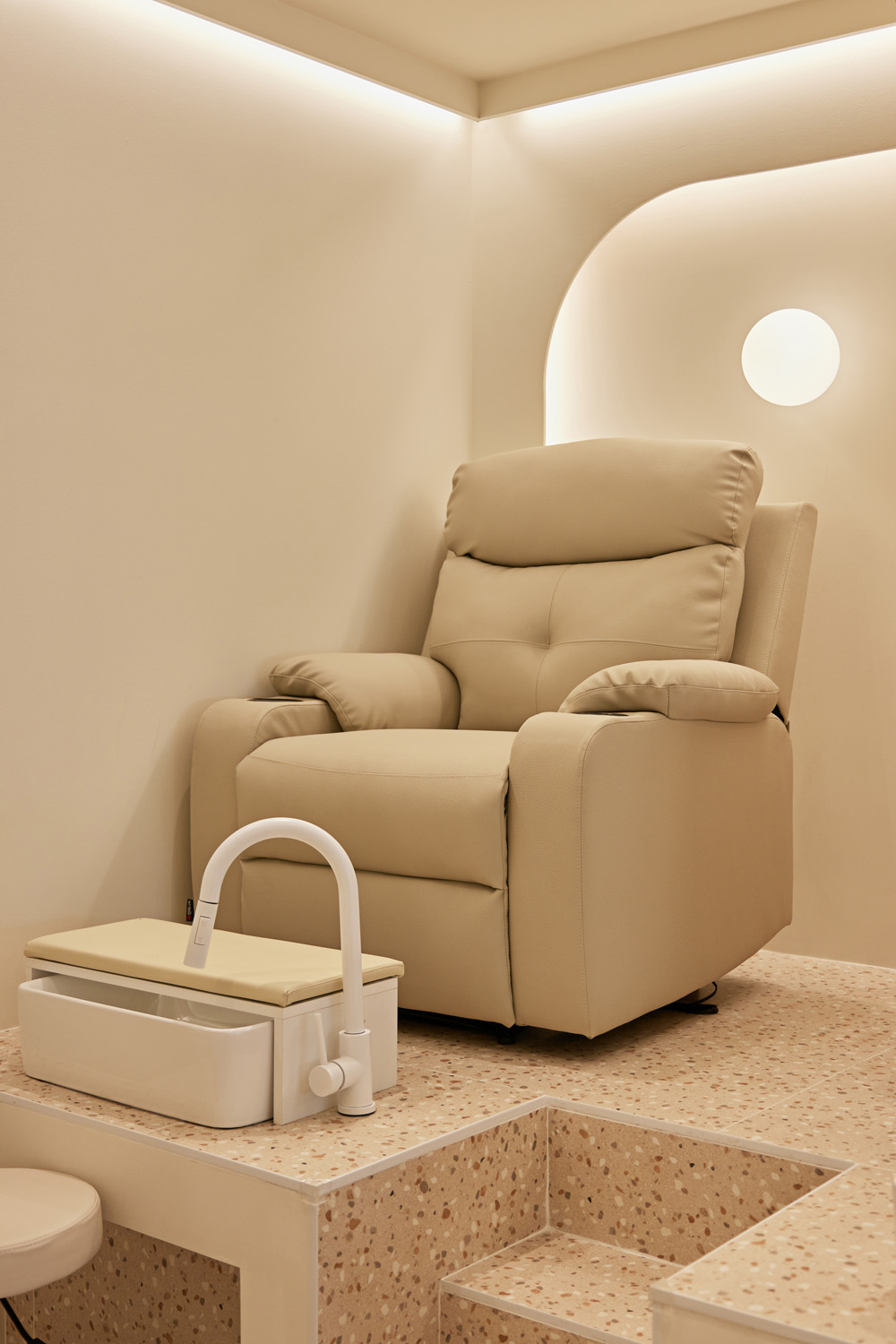 韩国高级视听室设计案例-15