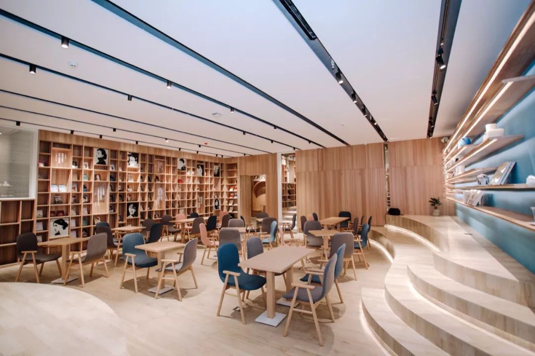 十点书店 | 新零售主题书店的沉浸式设计-49