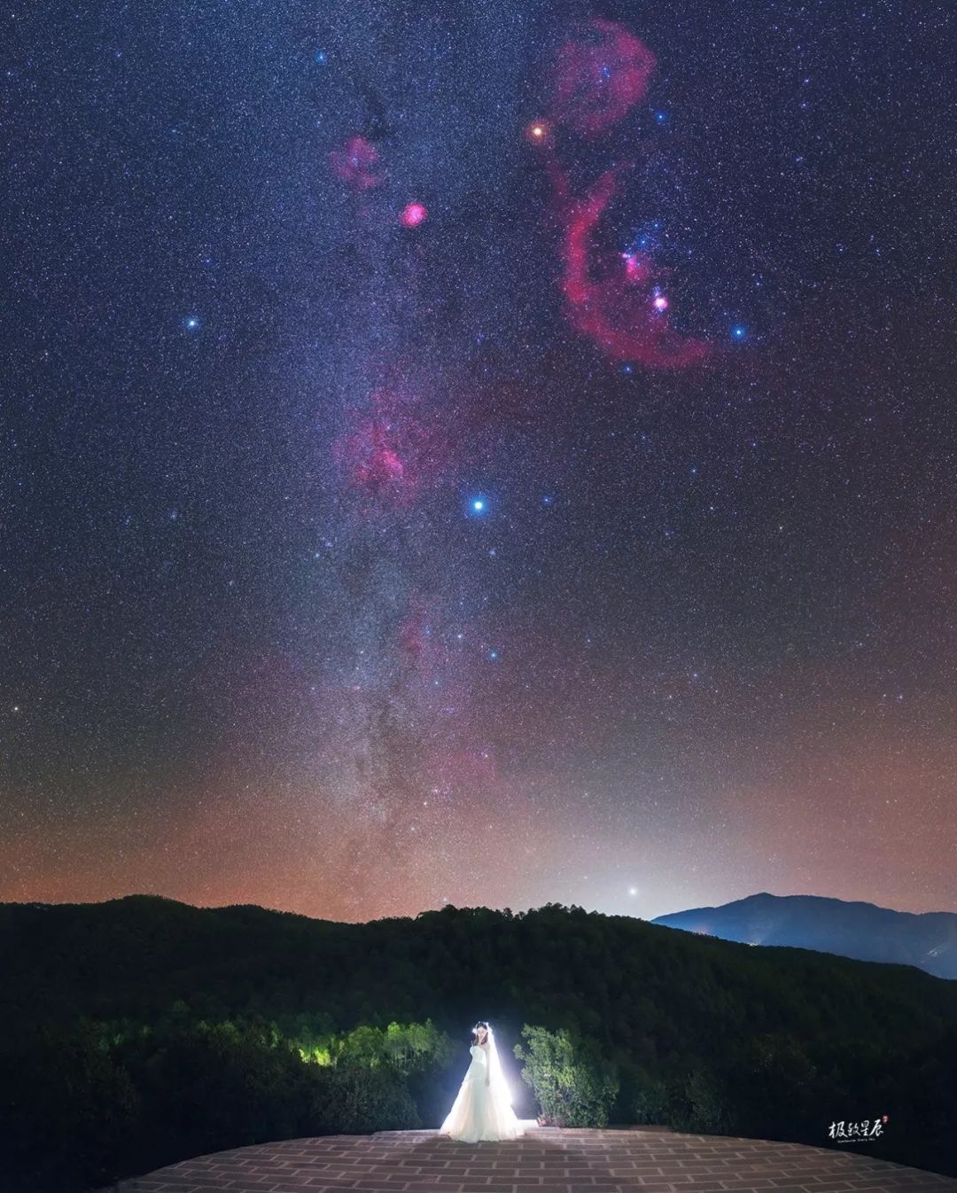 135m²怪异阁楼,创意爆改为艺术画廊式舒适三层!-120