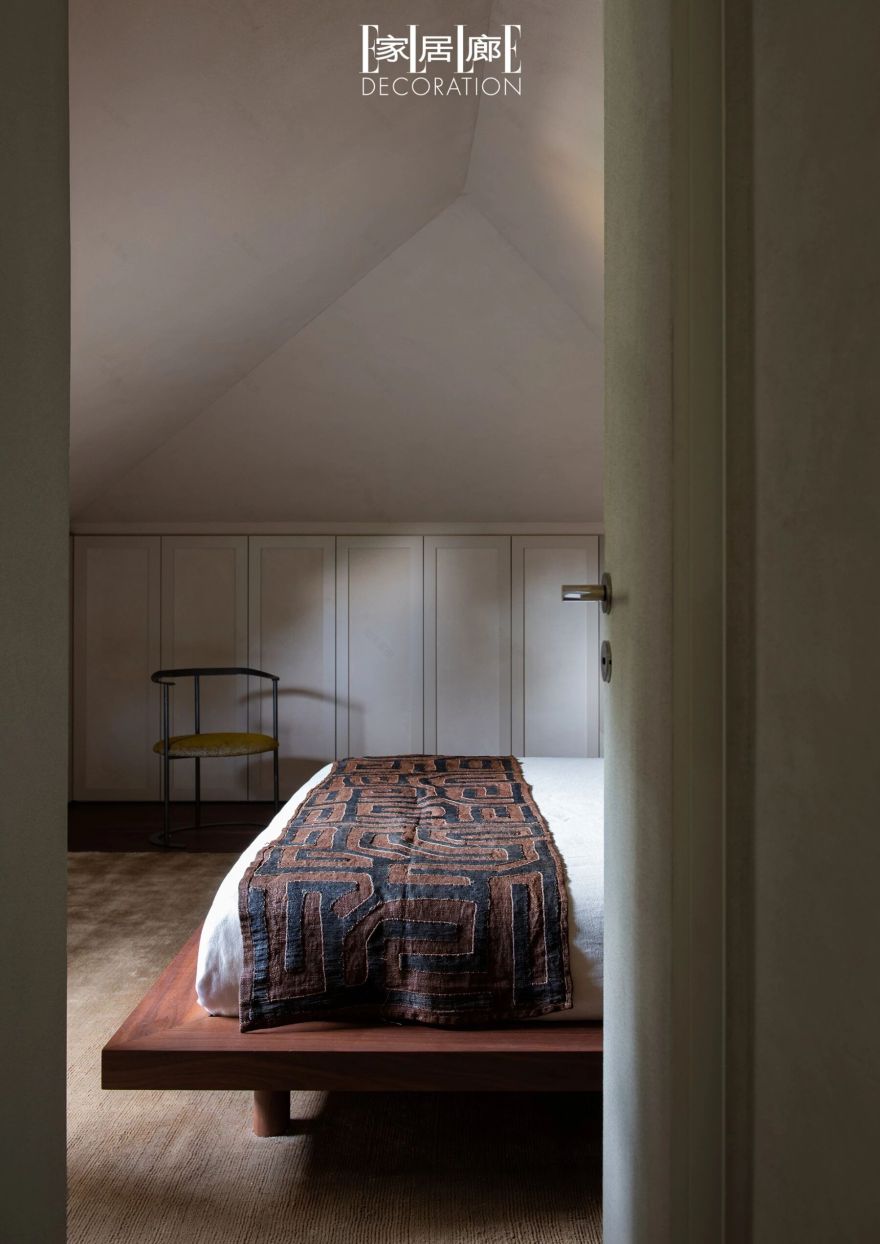 在意大利百年老宅里,他造了一个“阴翳美学”的世界-51