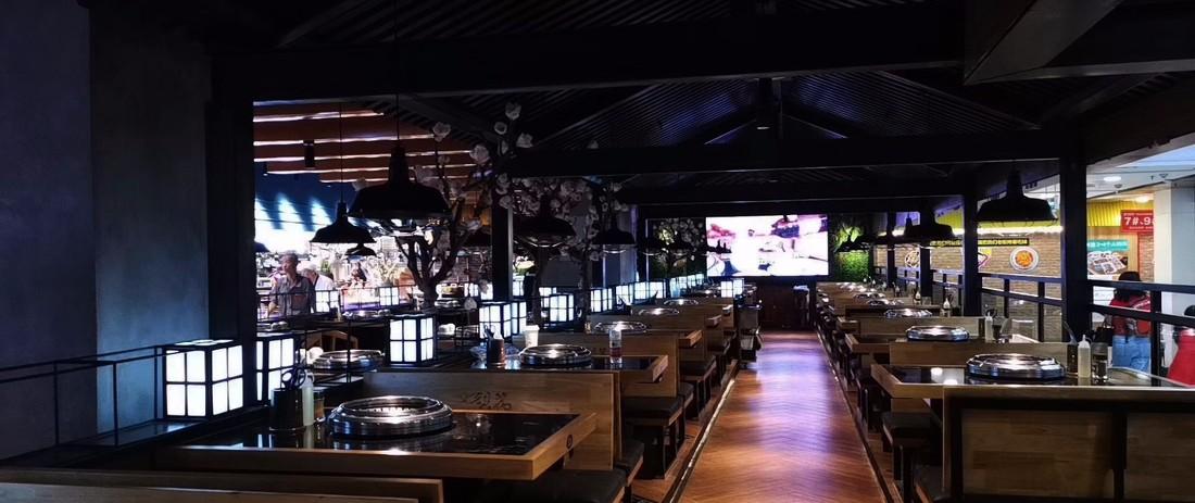 梨花炭火烤肉自助餐厅(乐宾店) | 现代风格的自助烤肉空间-20