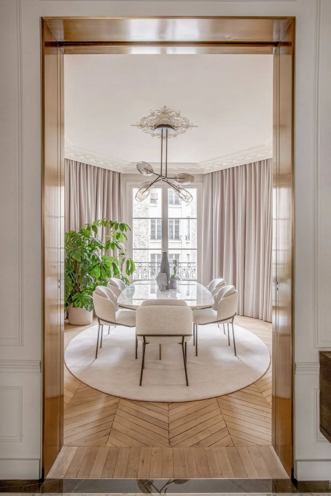 法式浪漫 · Feli· Millory 的巴黎公寓设计丨法国巴黎丨Felix Millory Architecture-52