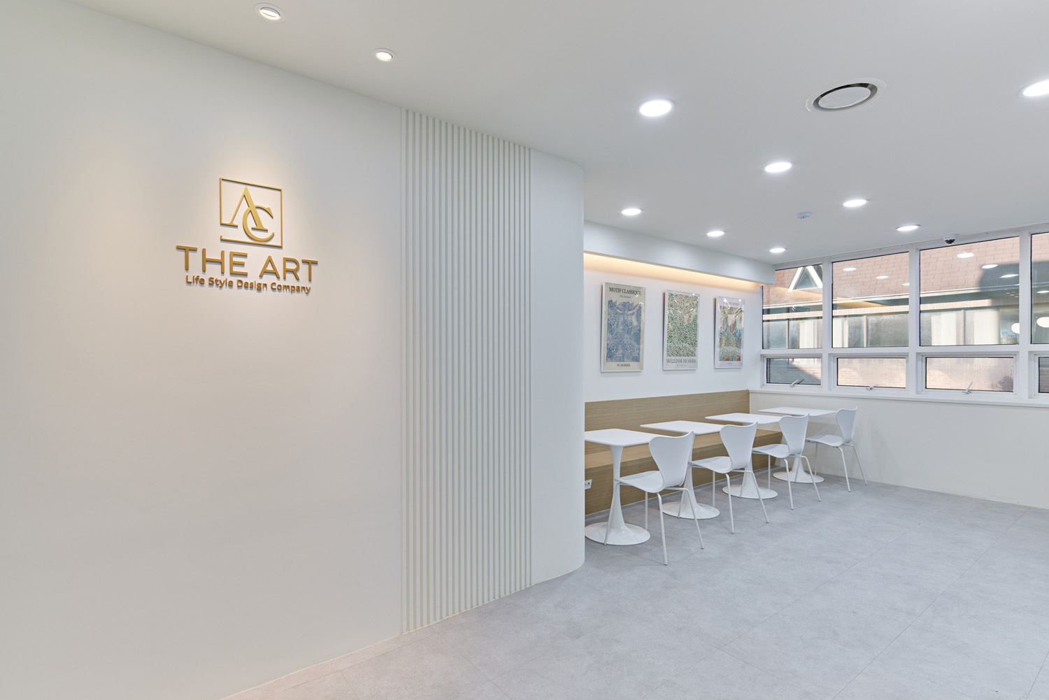 白色时尚 | 38 平简约清新的迷你公寓设计-2