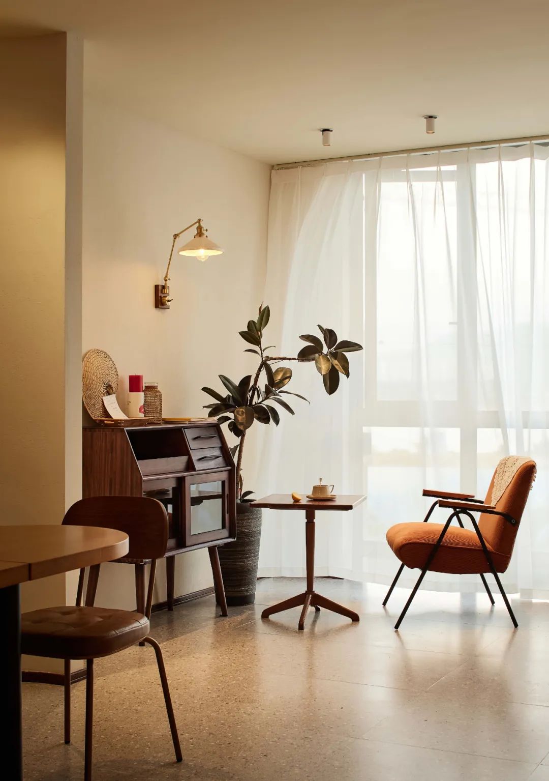 时间里的甜品店丨靖空间设计事务所-28