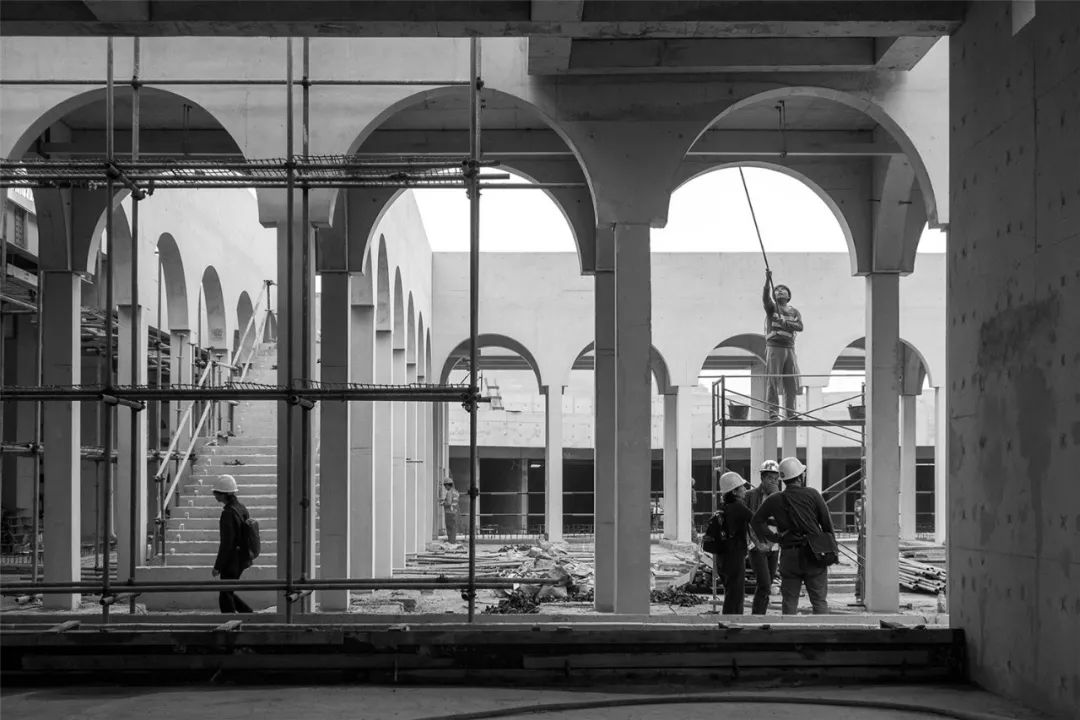 深圳留仙洞万科云设计公社 B4 地块 | 桌景般的地下空间设计-18