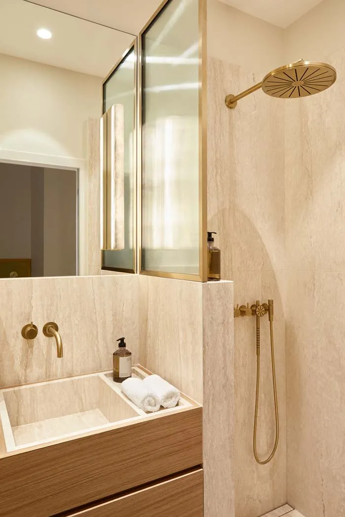 巴黎新雅典区豪华公寓 | 戏剧性与舒适性的完美结合-27