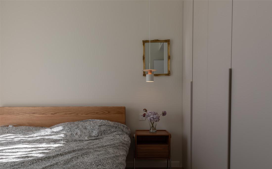 90 后独居中古风的 80㎡小家-39