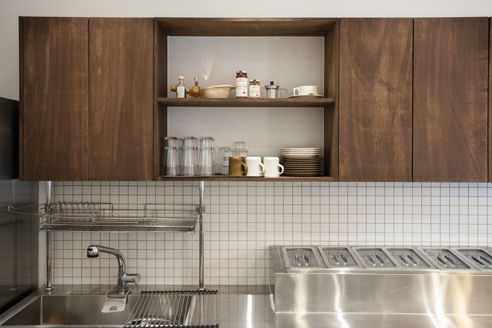 13 平米的精致诺克四季 | 白色与木色调的完美融合-11