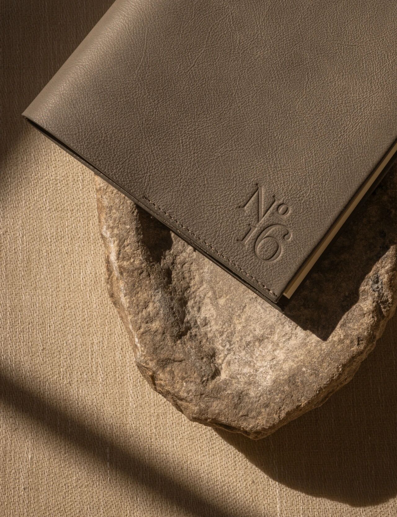 丹麦松林居所“16号旅馆”丨Norm Architects-12