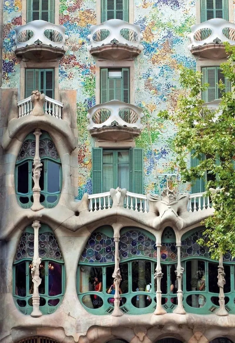 高迪的巴塞罗那幻梦 | 天才与疯狂的圣家堂、巴特罗之家、米拉之家-49