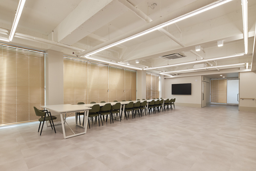 现代风格 120 平米甜品店设计案例-8