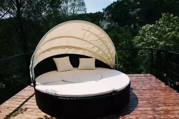 四个老男孩租下2500亩山谷,用集装箱搭出梦想中的家!-138