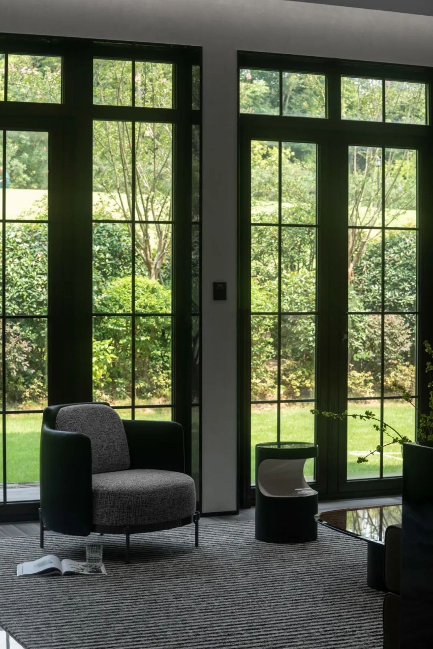 成都牧马山蔚蓝卡地亚别墅丨中国成都丨上海胤尊原创空间设计-9