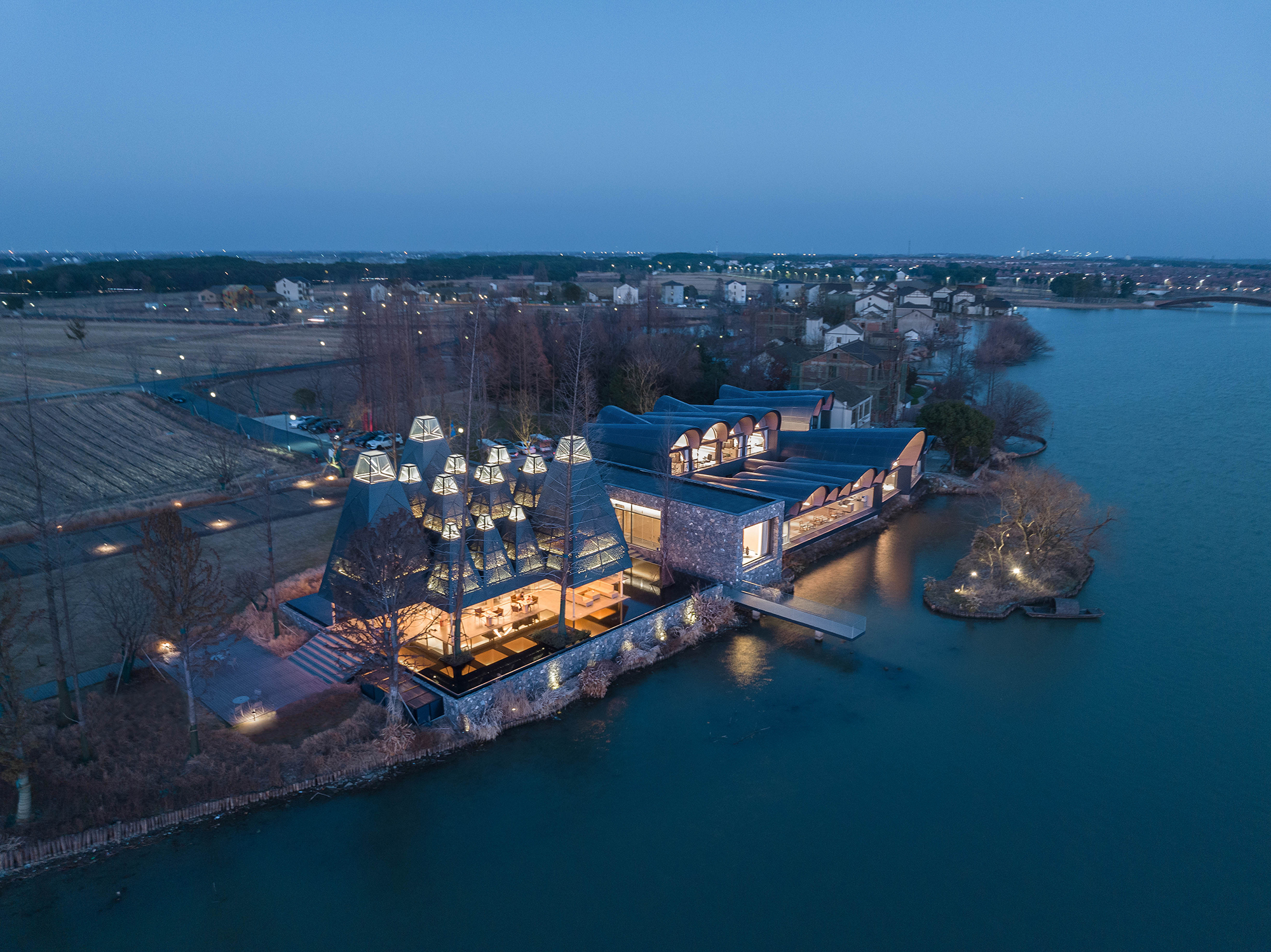 船篷中的风景：曲水善湾船坞民宿 / goa大象设计-5