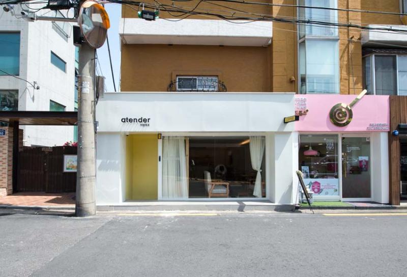 简约 12 坪咖啡馆，高性价比设计展现-10