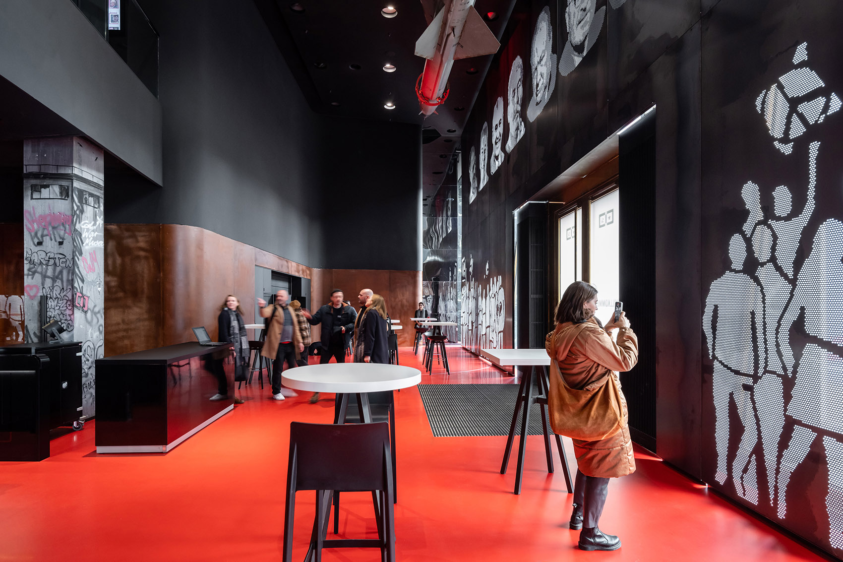 柏林冷战博物馆展陈设计丨德国柏林丨TCHOBAN VOSS-9