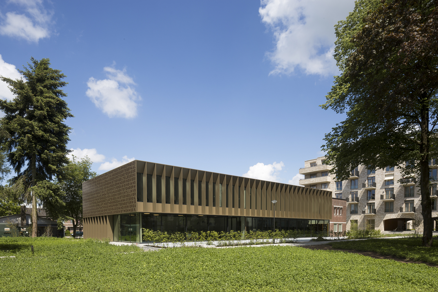 荷兰耶稣会省新住宅-20