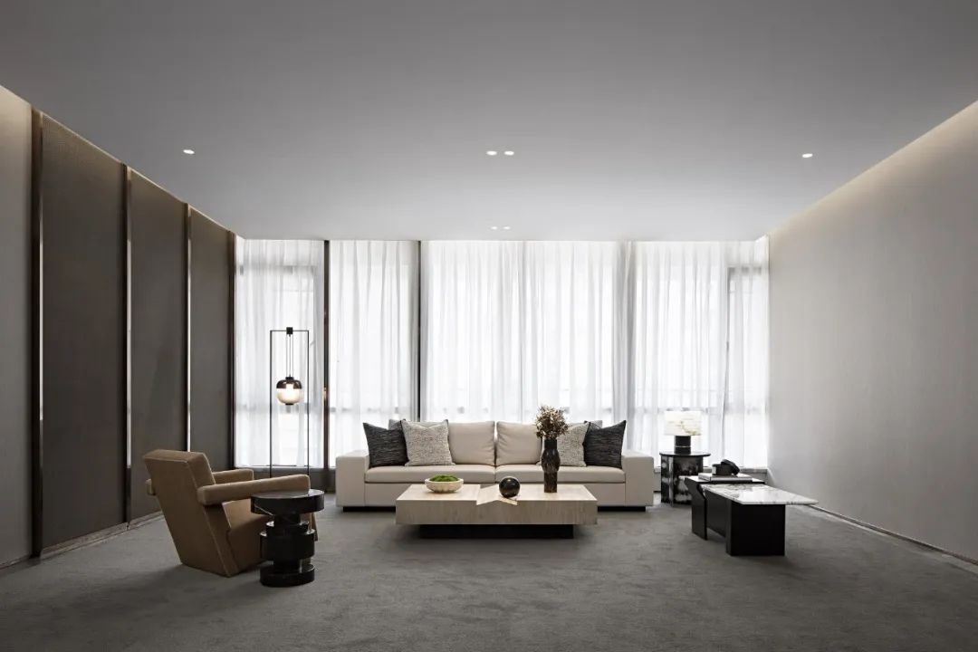 绿城济南诚园生活美学馆 | 现代简约与镜面艺术的完美融合-36