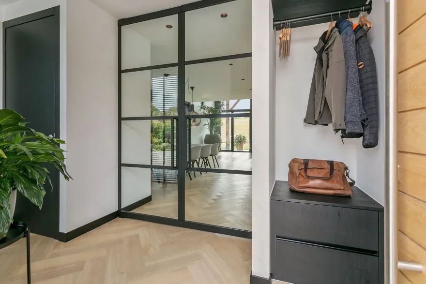 荷兰明亮当代住宅,设计感与自然和谐共生-18