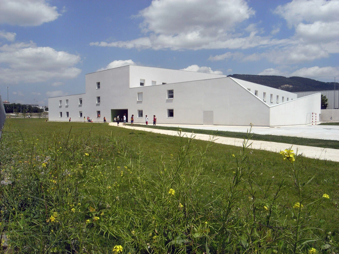 Buztint·uri 学校丨西班牙丨taller básico de arquitectura-17