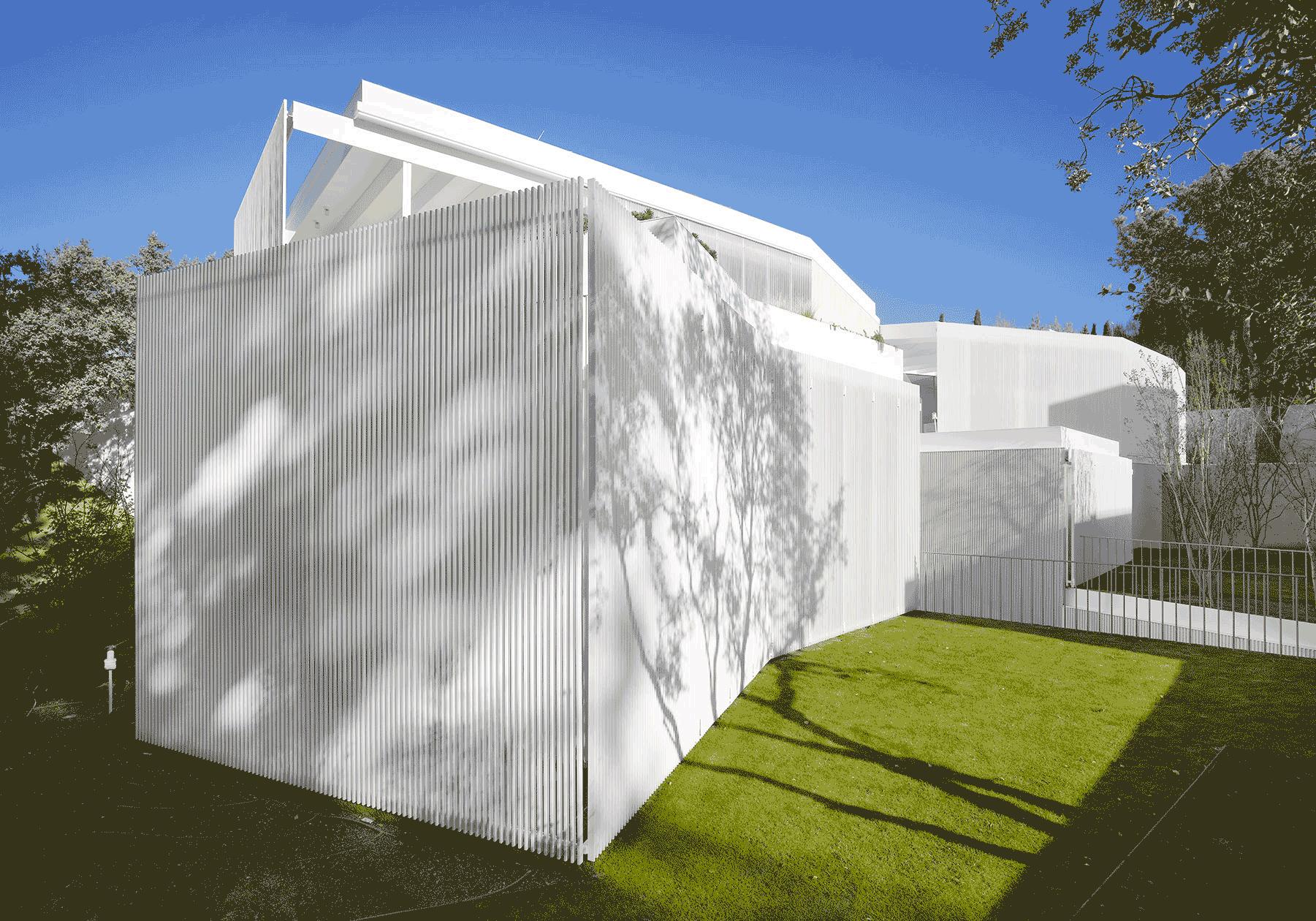 马德里不规则体量家庭住宅丨西班牙马德里丨西班牙Estudio.Entresitio建筑公司-11