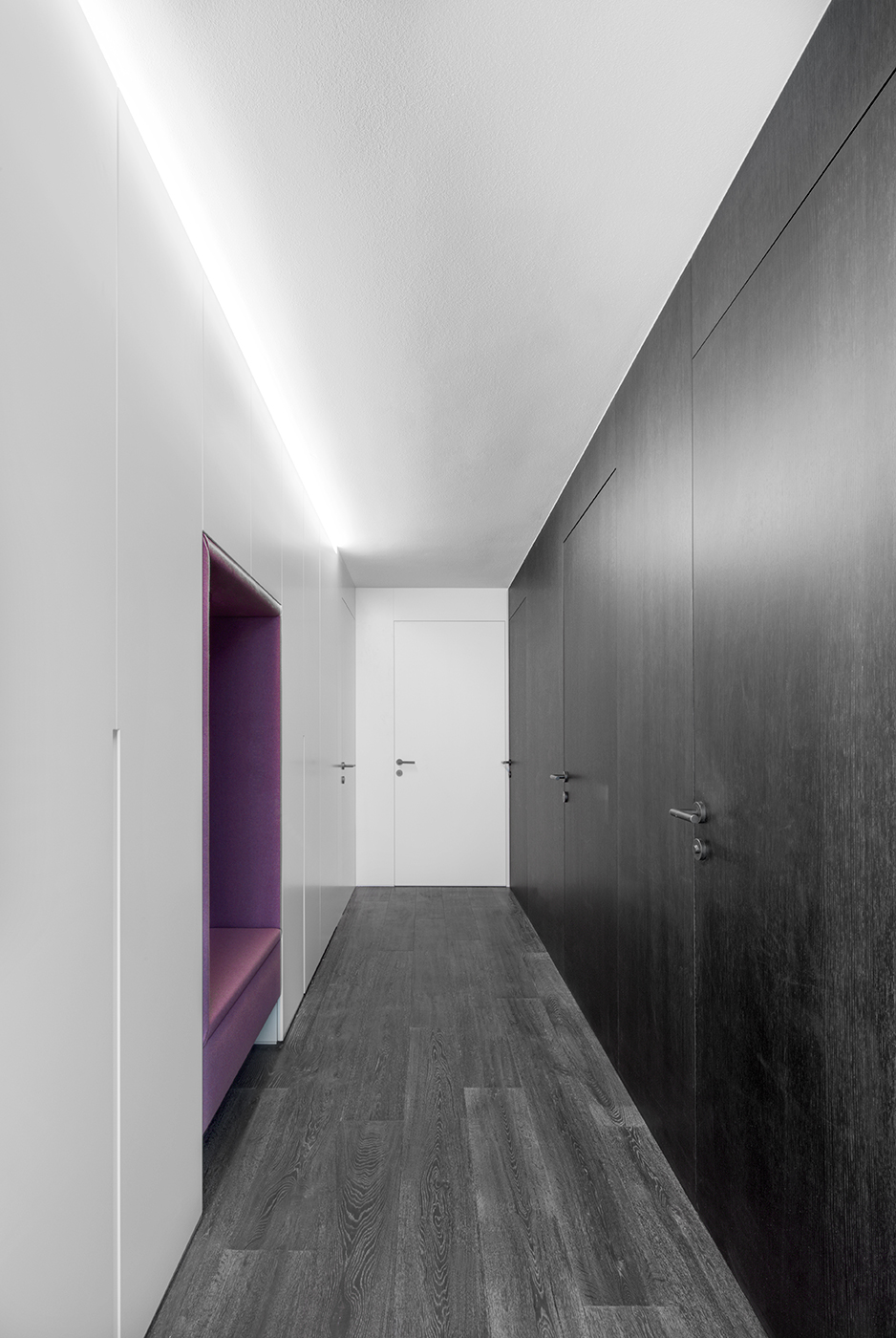 多功能公司建筑与住宅公寓一体化设计-22