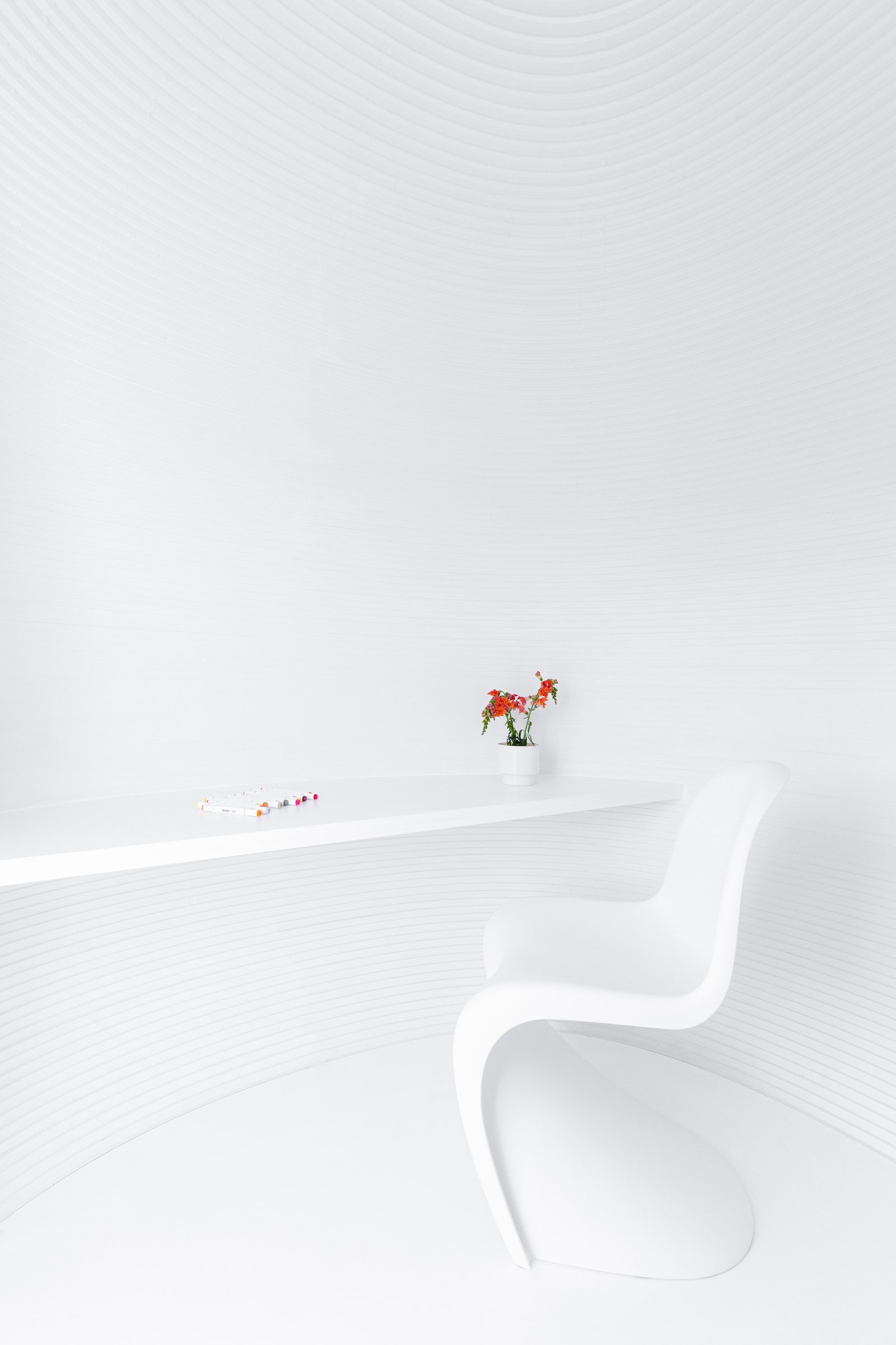 格里戈里·奥列霍夫设计的蛋形房屋丨雕塑家格里戈里·奥列霍夫-12