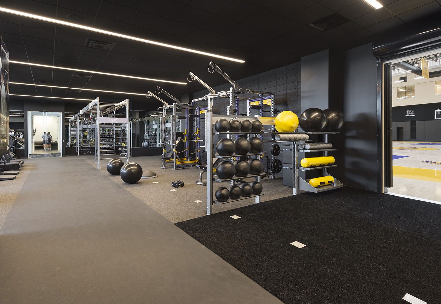 UCLA Health Los Angeles Lakers Training Center | ROSSETTI-14