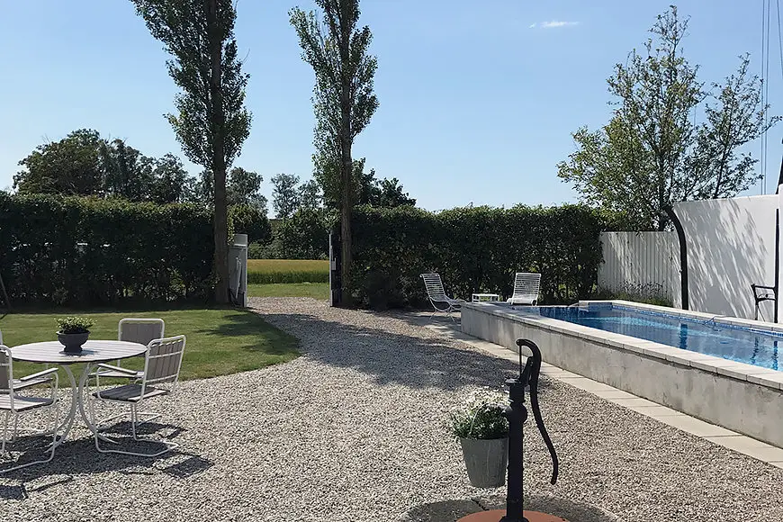 蓝绿色调的法国乡村风格与北欧风室内设计-22