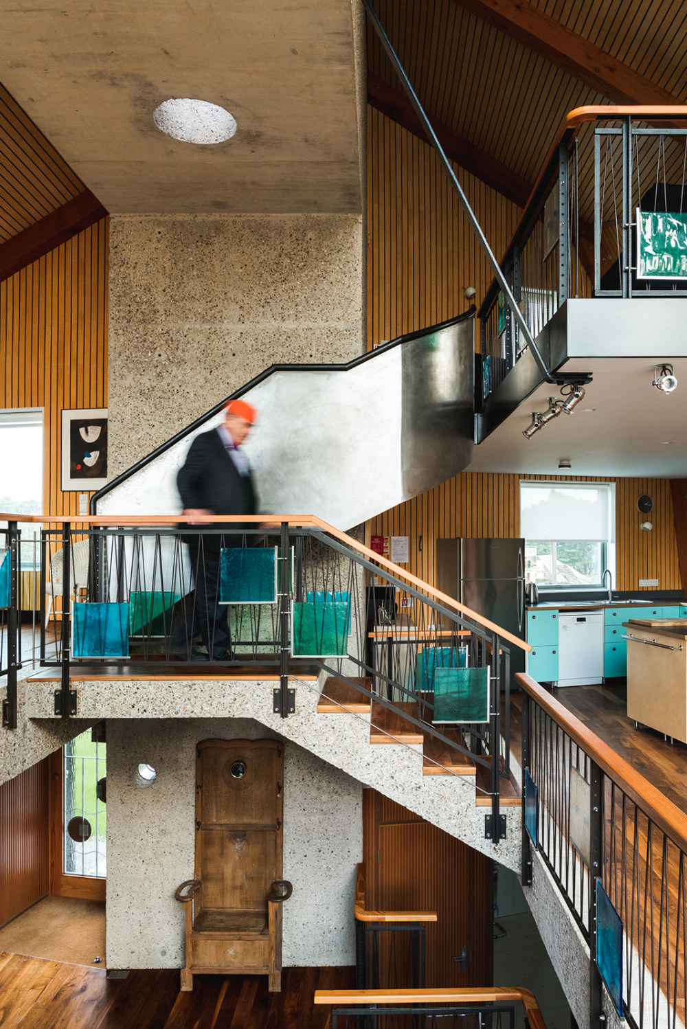 船型别墅 | 罗杰·佐戈洛维奇的颠覆性设计-11