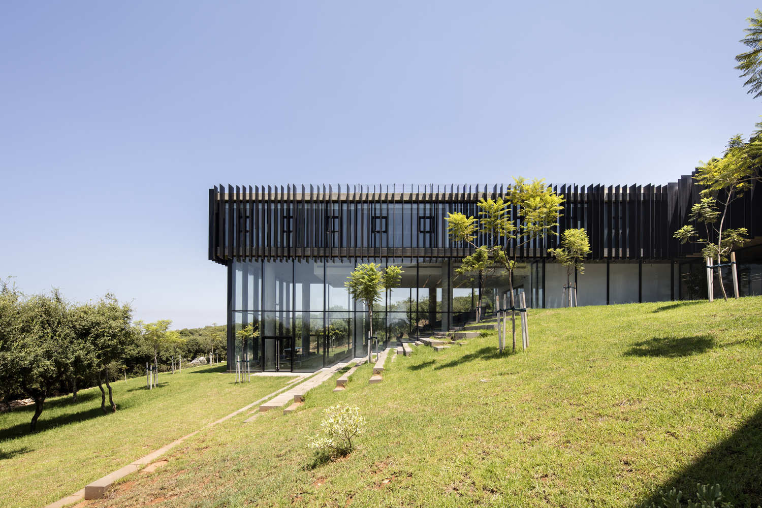 Sheikh Nahyan Centre for Arabic Studies - Intercultural Dialogue  Fouad Samara Architects-59