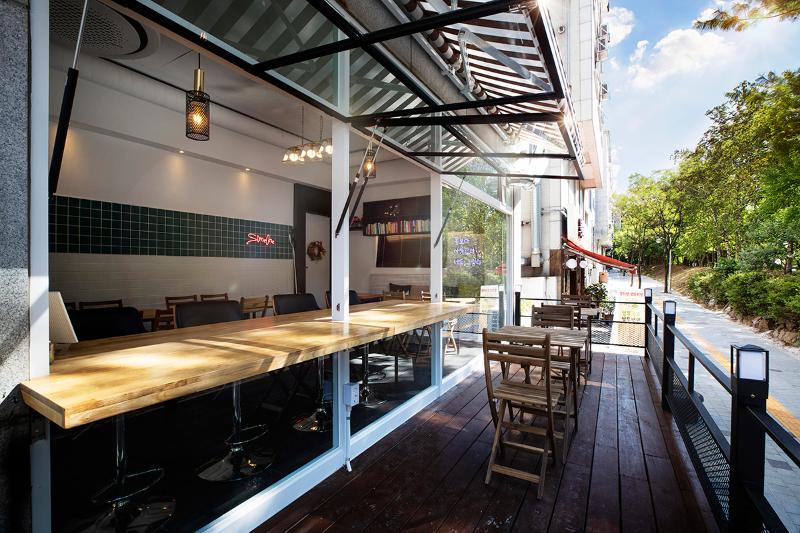 简约北欧风，12 平米咖啡厅打造温馨小窝-10