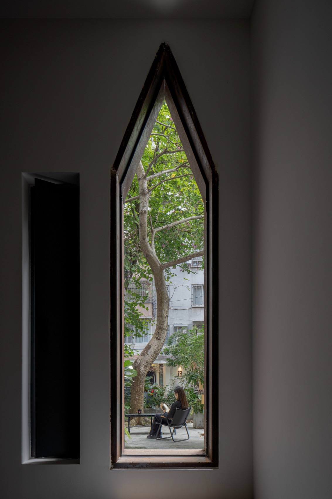 怀旧的未来 | 广州 | 黑白木设计-43