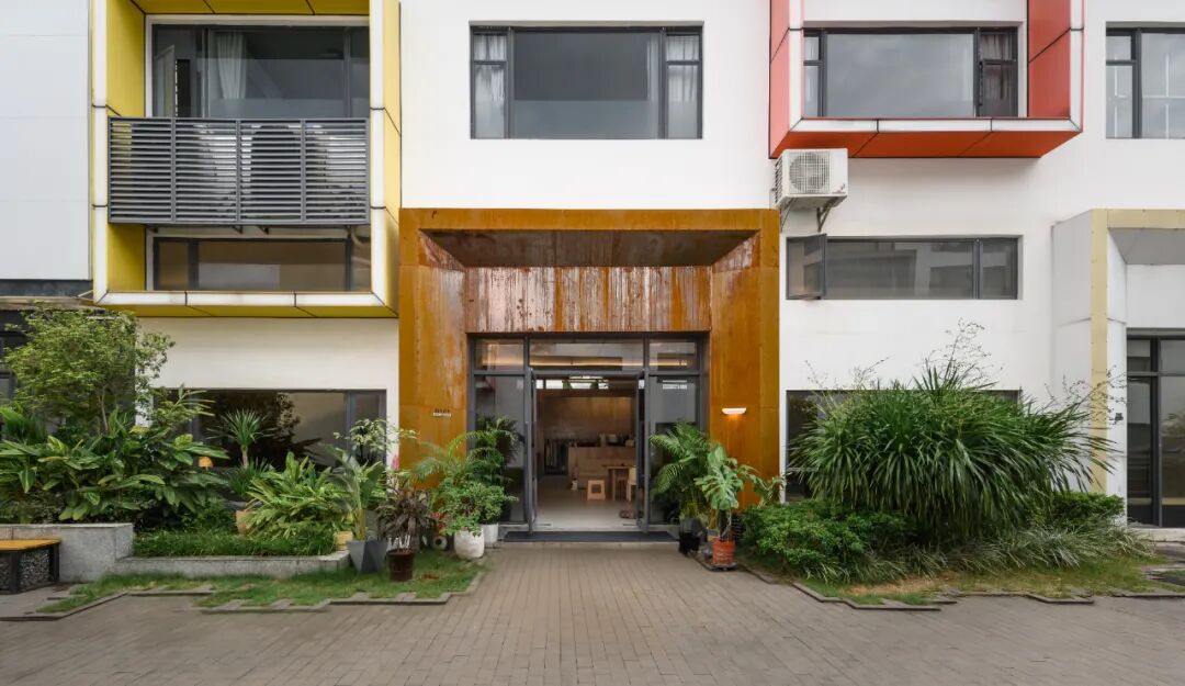 古月·胡哲｜在粗犷与温润之间，打造一个260㎡自然感办公空间！-30