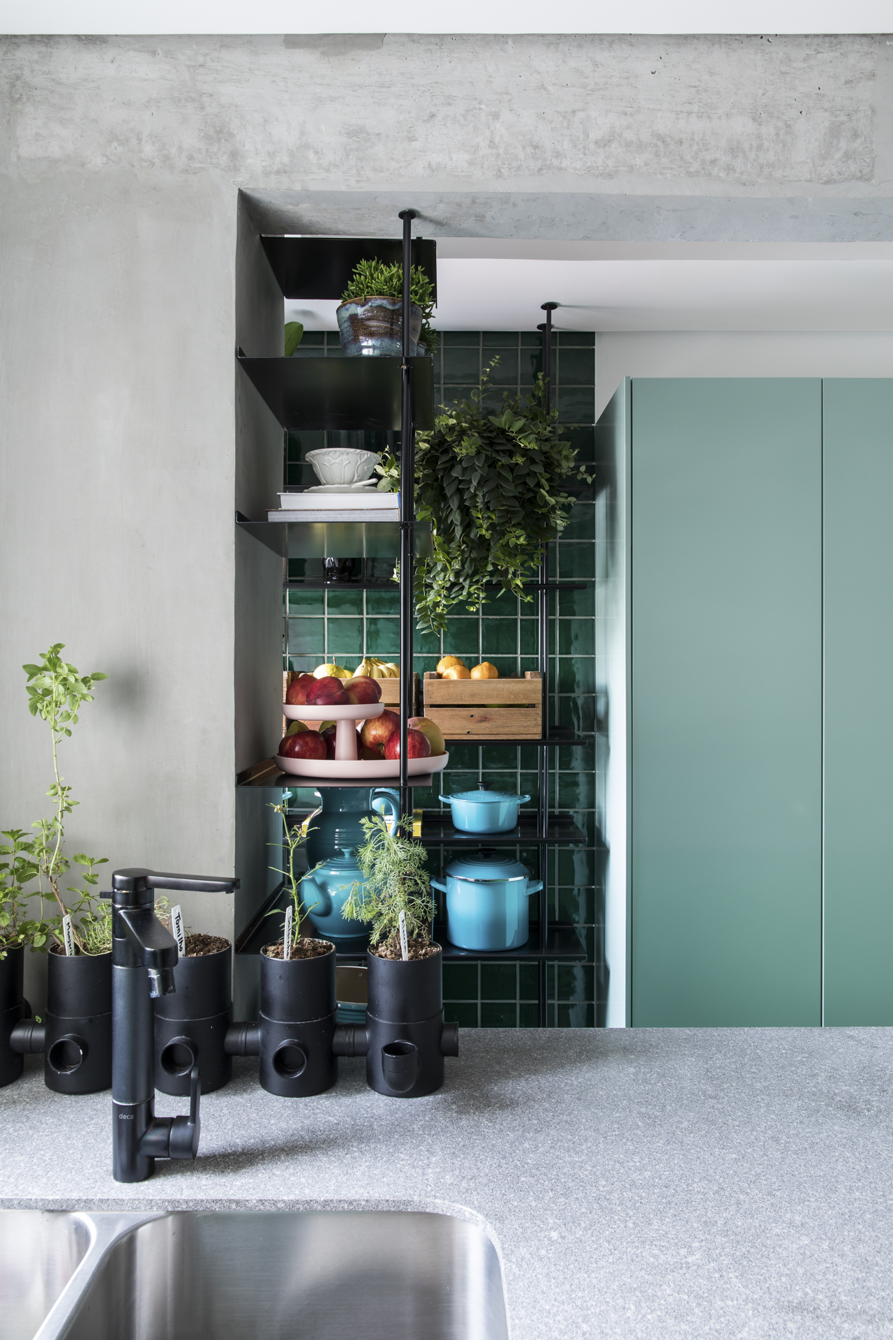 时尚大胆的绿色和粉色家居设计丨巴西圣保罗丨Studio Julliana Camargo-17