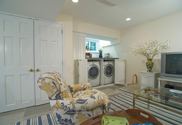 马里兰州乏味地下室的乡村风改造-12